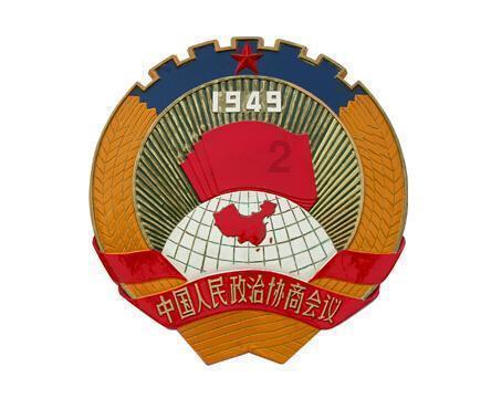 搭好遮阴棚，让平地露天种植的兰花安全过冬